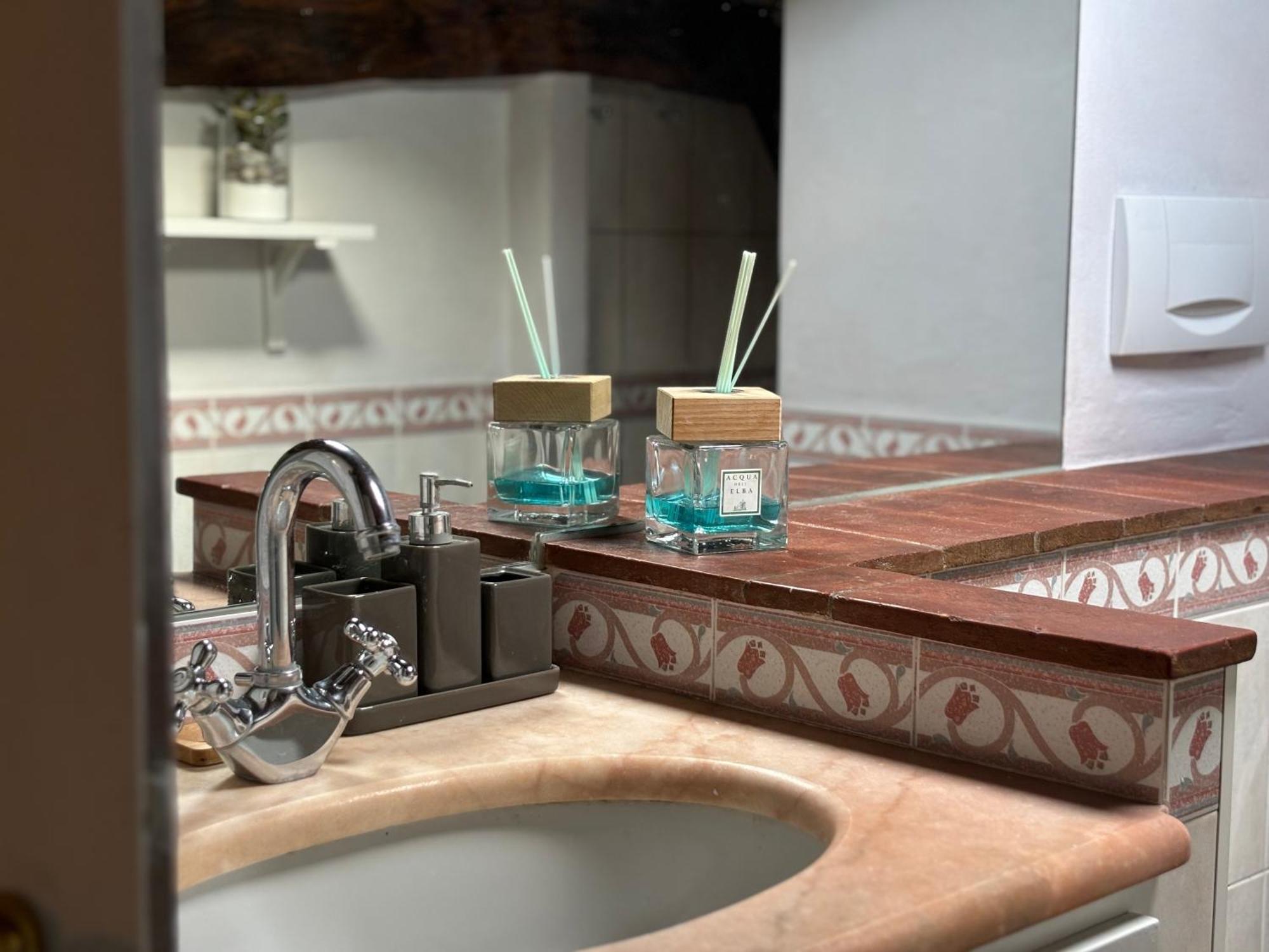 Lovely Apartment Лука Екстериор снимка